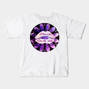 PLEASE SMILE ME Kids T-Shirt